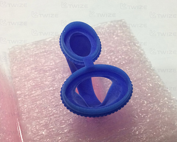 3D-печать кольца из синего воска (фото 2)